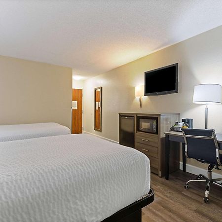Georgetown Clarion Pointe Savannah Gateway I-95 מראה חיצוני תמונה