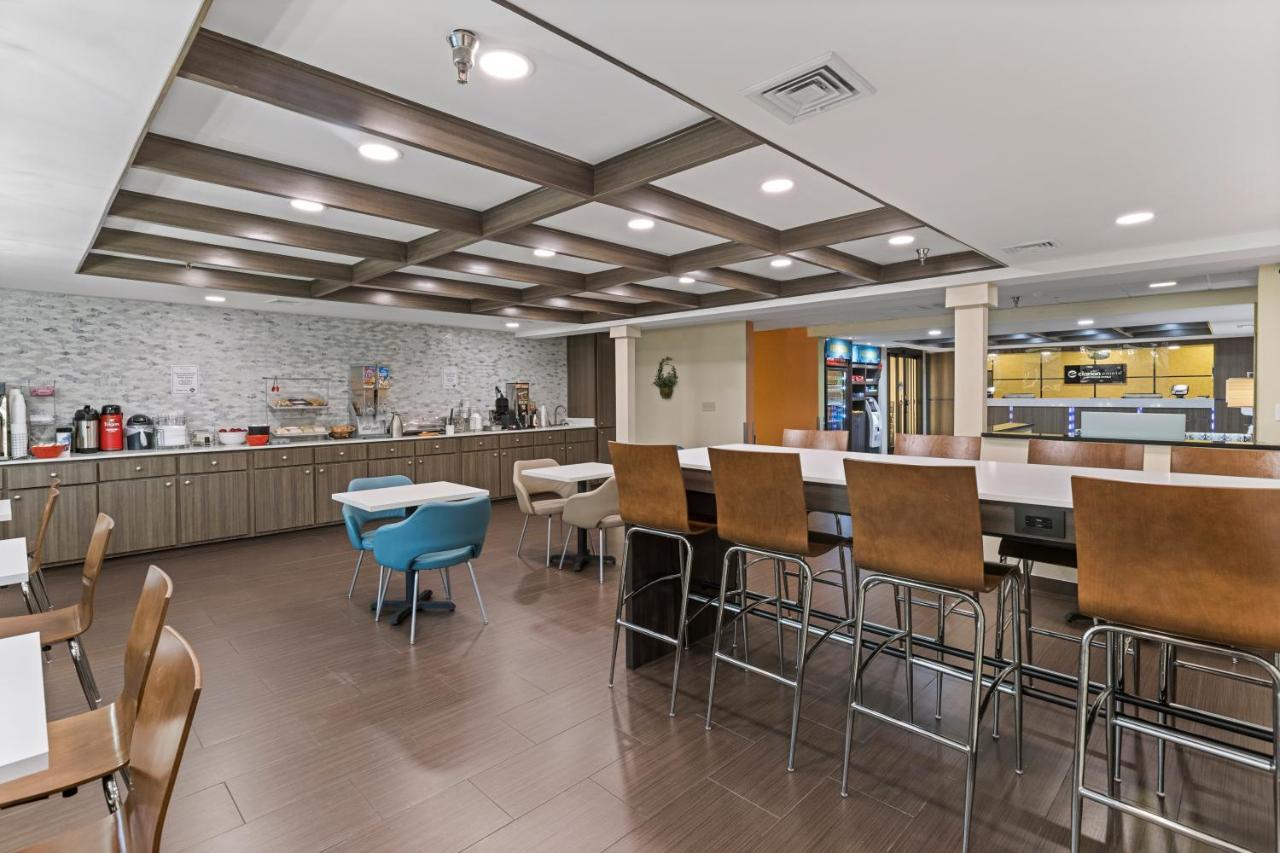Georgetown Clarion Pointe Savannah Gateway I-95 מראה חיצוני תמונה