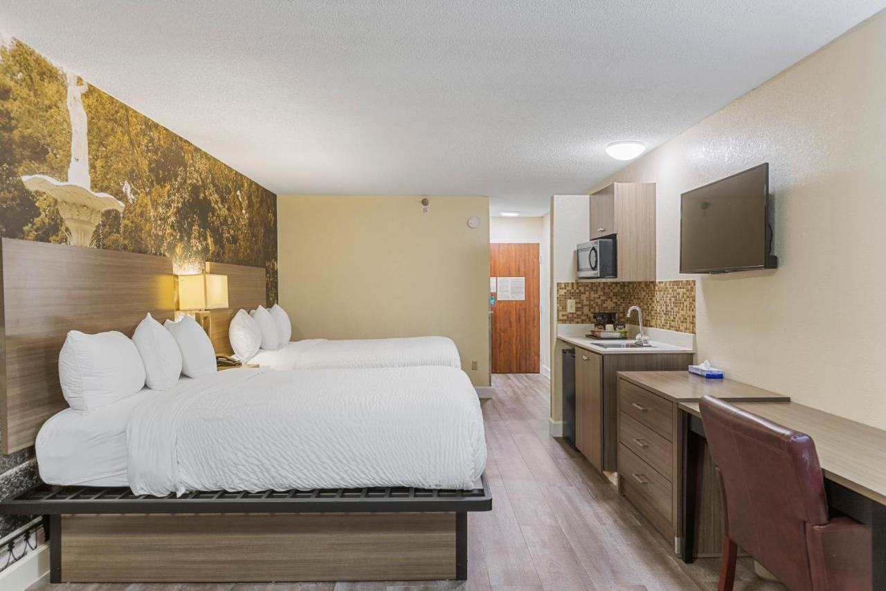 Georgetown Clarion Pointe Savannah Gateway I-95 מראה חיצוני תמונה