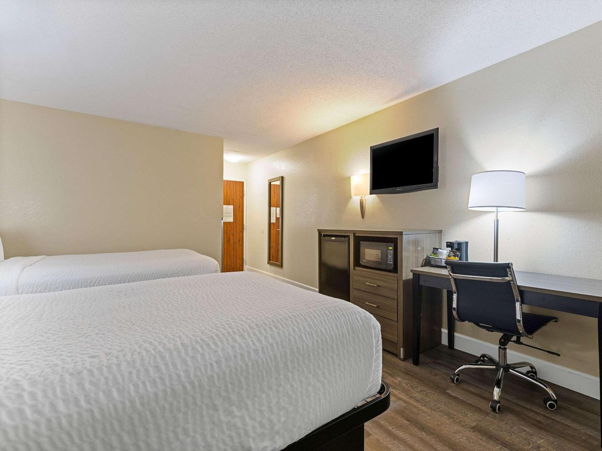 Georgetown Clarion Pointe Savannah Gateway I-95 מראה חיצוני תמונה