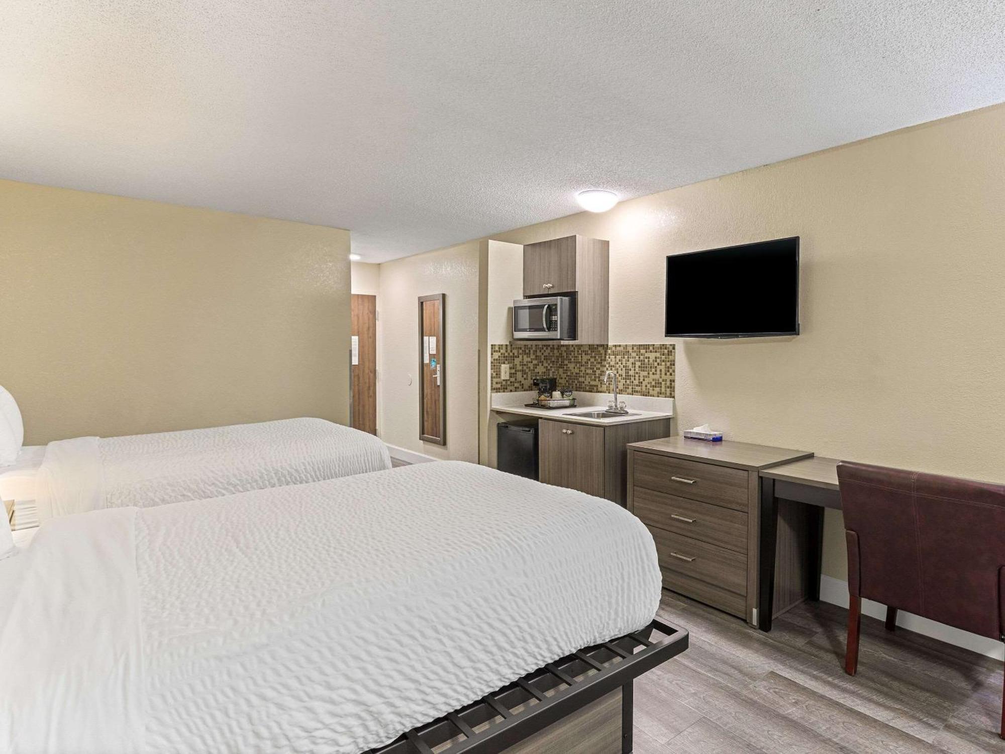 Georgetown Clarion Pointe Savannah Gateway I-95 מראה חיצוני תמונה